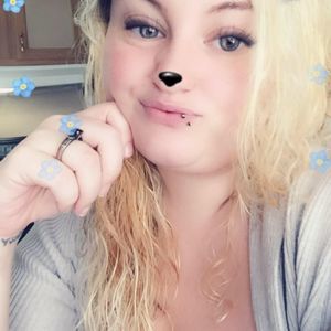 Meet your Posher, Kaylagabe